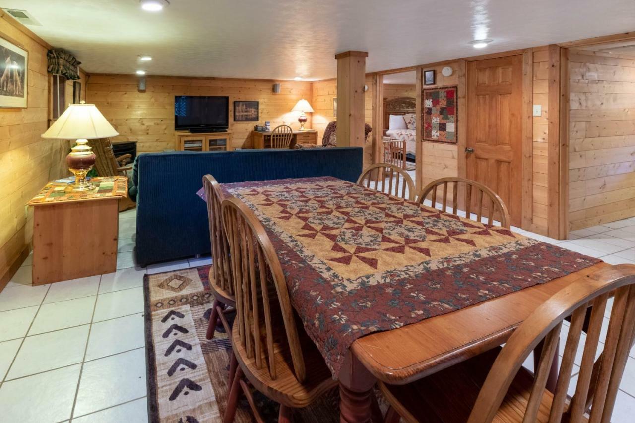 3 Bed 2 Bath Vacation Home In ブライソン・シティ エクステリア 写真